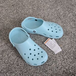 Classic Crocs Slip On Shoes  Light Water Blue Men's 8 Woman's 10 NWT